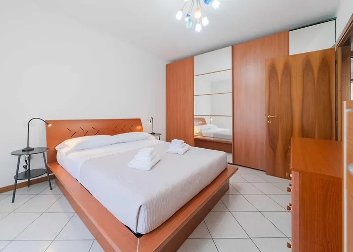 Apartmentsgarda - Residenza Elisabetta 10 * 巴多利诺