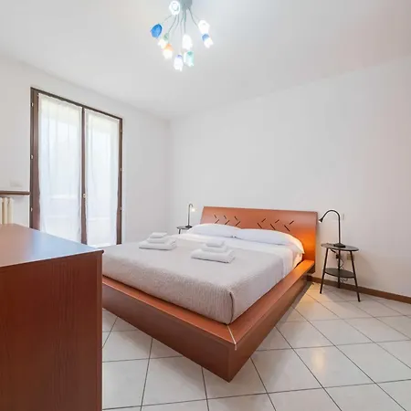 Apartmentsgarda - Residenza Elisabetta 10 아파트